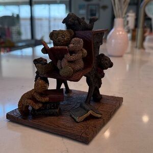 Russ Berrie Collectible - Bears from the Past “Story Hour”
